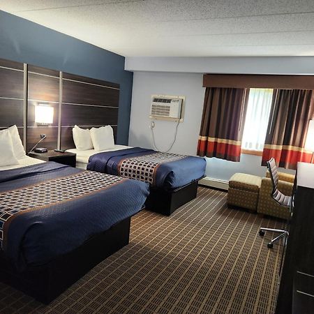 Stillwater Inn & Suites Bagian luar foto