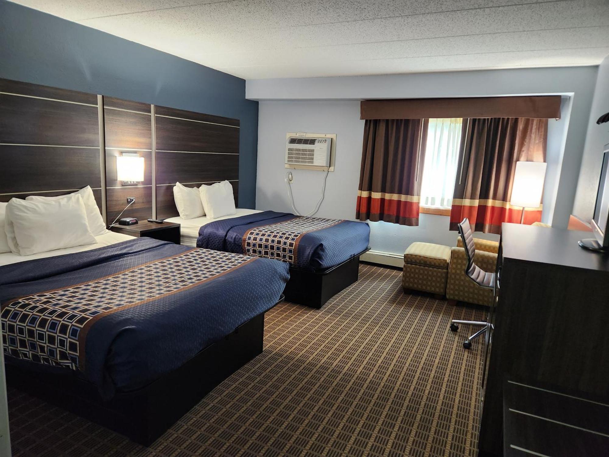 Stillwater Inn & Suites Bagian luar foto